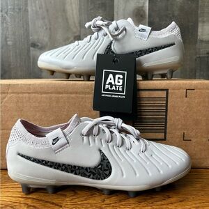 Nike Tiempo Legend 10 Elite AG Rising Gem Pack Size 4 Men’s = Wmns 5.5 Cleats